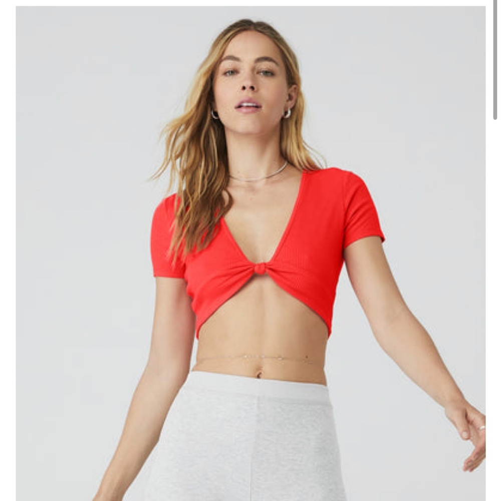 Alo ribbed knotted top